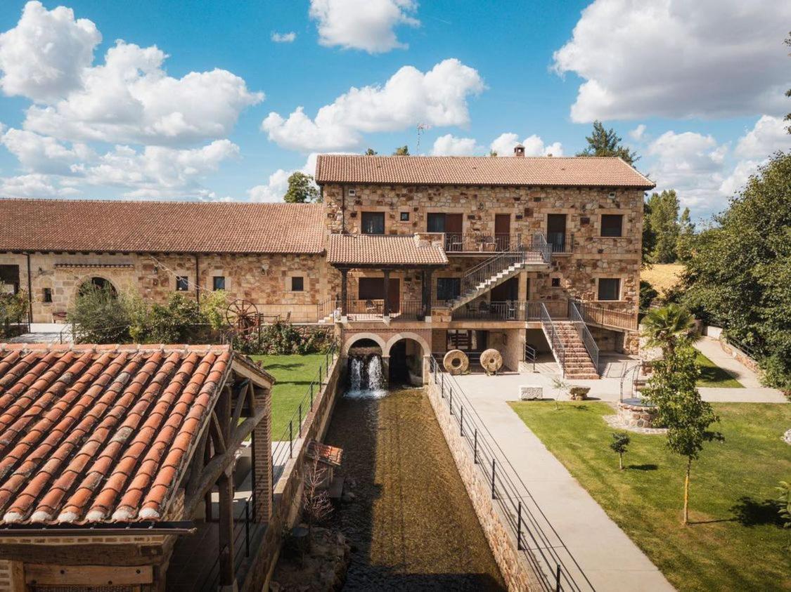 Villaluenga de la Vega Apartamentos La Fabrica מראה חיצוני תמונה