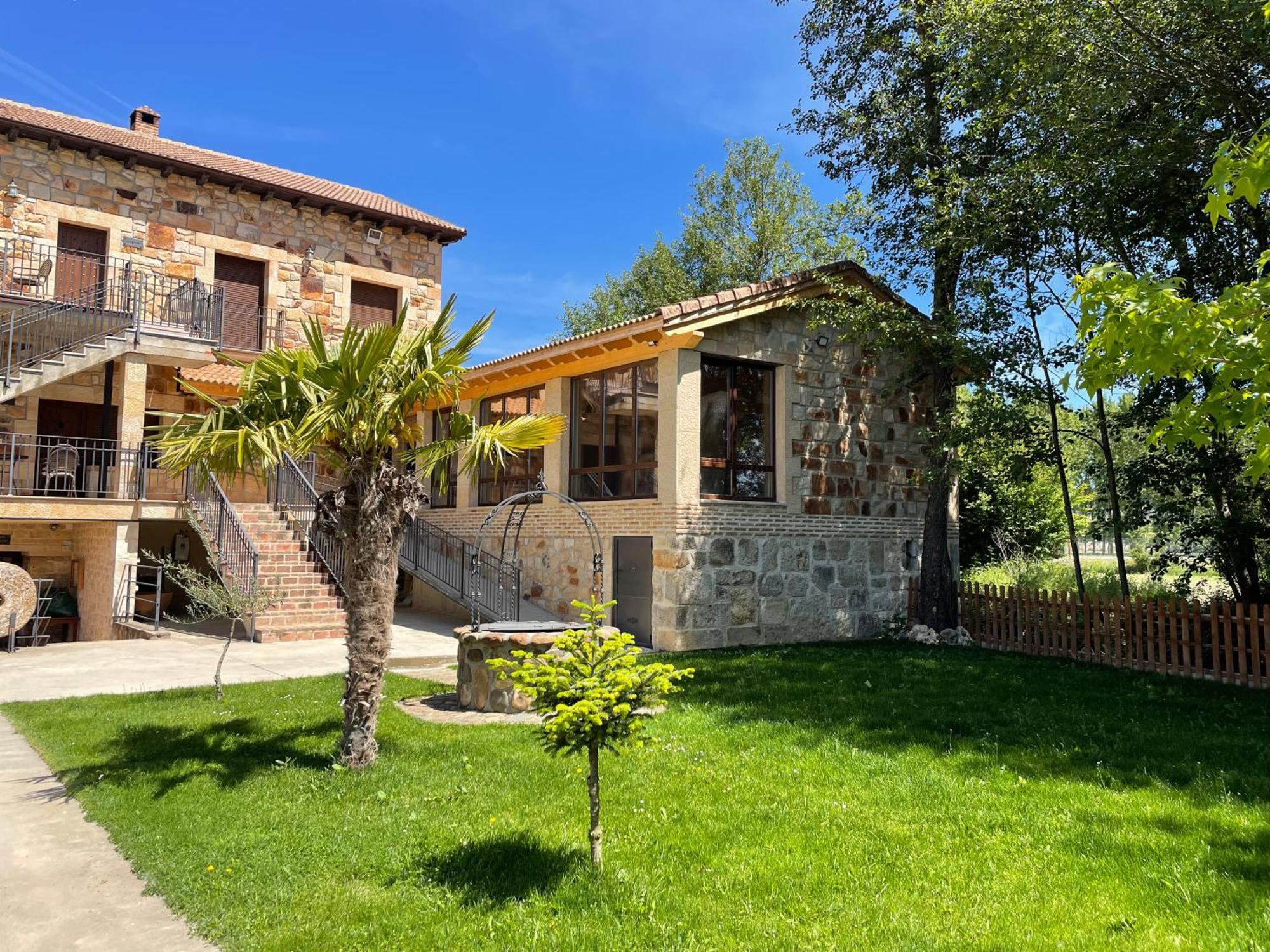 Villaluenga de la Vega Apartamentos La Fabrica מראה חיצוני תמונה