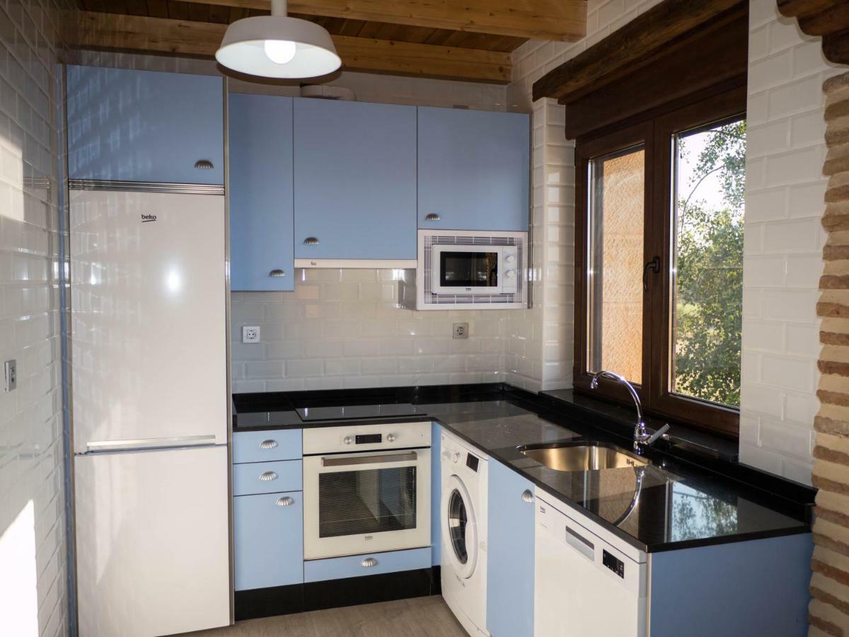 Villaluenga de la Vega Apartamentos La Fabrica מראה חיצוני תמונה