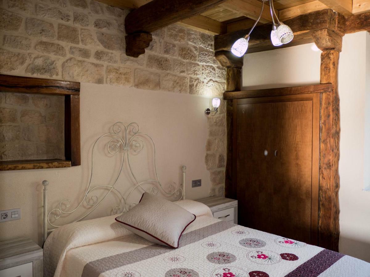 Villaluenga de la Vega Apartamentos La Fabrica מראה חיצוני תמונה