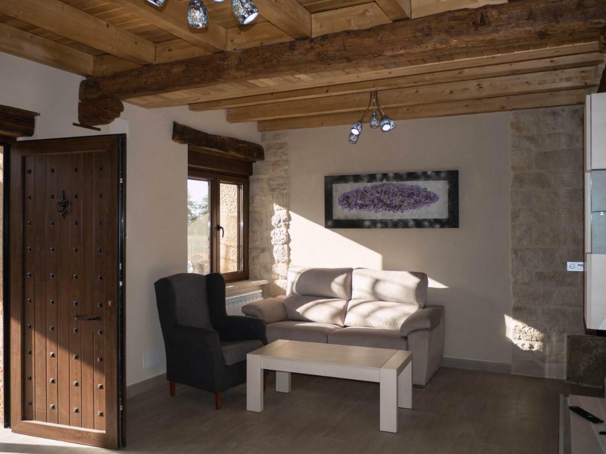 Villaluenga de la Vega Apartamentos La Fabrica מראה חיצוני תמונה